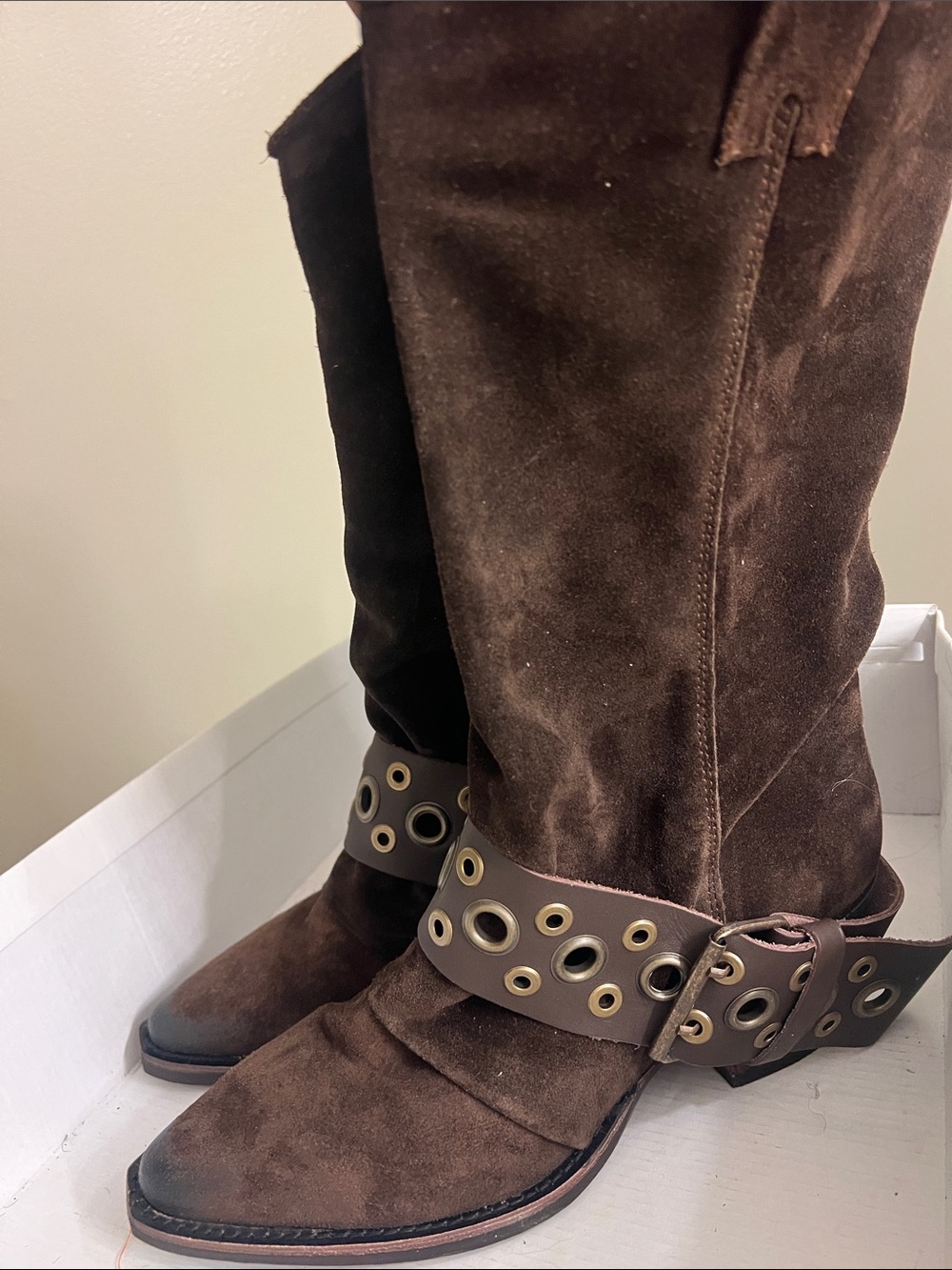 Steve Madden Dark Brown Suede Grommet Detail Knee Boots - Picture 3 of 4